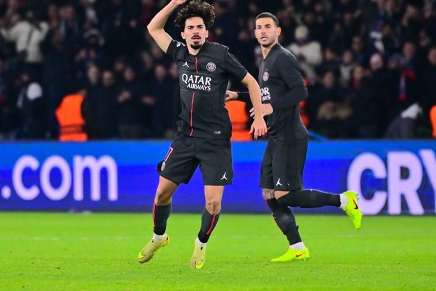 登贝莱自述：巴黎松懈了，否则我随时会被替换下场