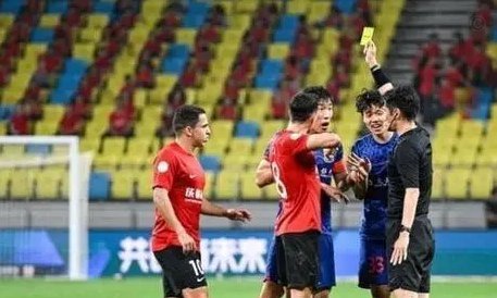 申花vs蓉城：进攻大战还是防守较量？