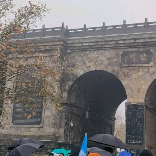 波尔图1-0阿维卡，提前2轮夺得本赛季葡超冠军