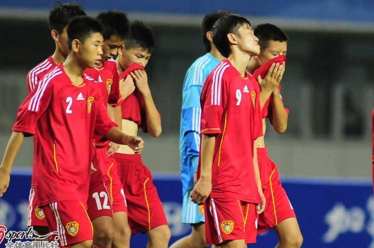 日本教练点亮中国少年足球