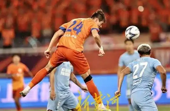 茹萨头球破门 蓉城1-0力克泰山