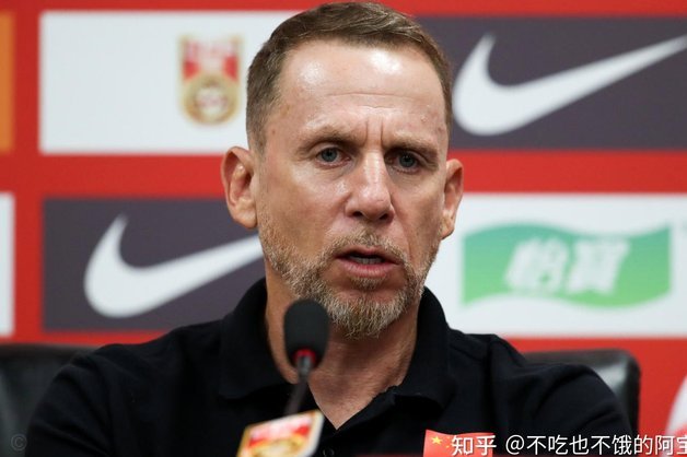 久尔杰维奇偏爱鲁能门将