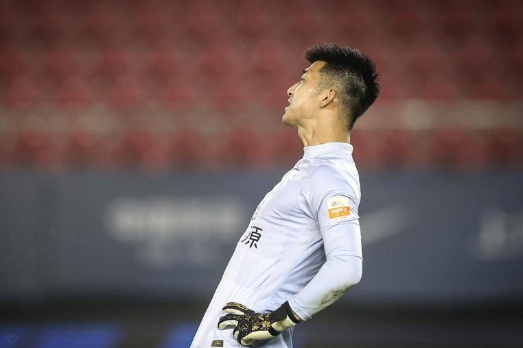 博主：李昂、刘彬彬已与武汉三镇会合，亚姆卡姆未随队出征