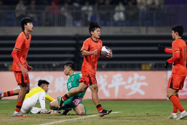 万项、赵松源 登陆五大联赛前景分析