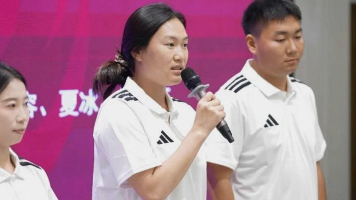 “雏凤计划”大连开营，女足小将争皇马集训资格