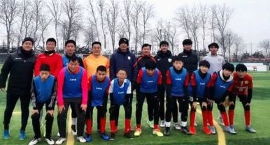 绿茵少年学业足球双丰收