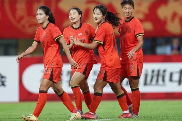 王霜109分钟绝杀中国1-0越南进四强