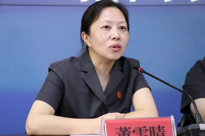 董老师播未成年比赛是不对的